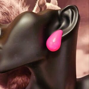 NEW Pink Teardrop Earrings E1P36